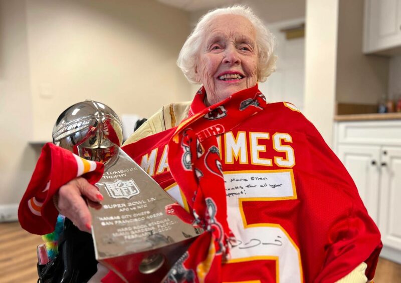 104-Year-Old Claridge Court Resident and Kansas City Chiefs Fan Profiled About the Super Bowl